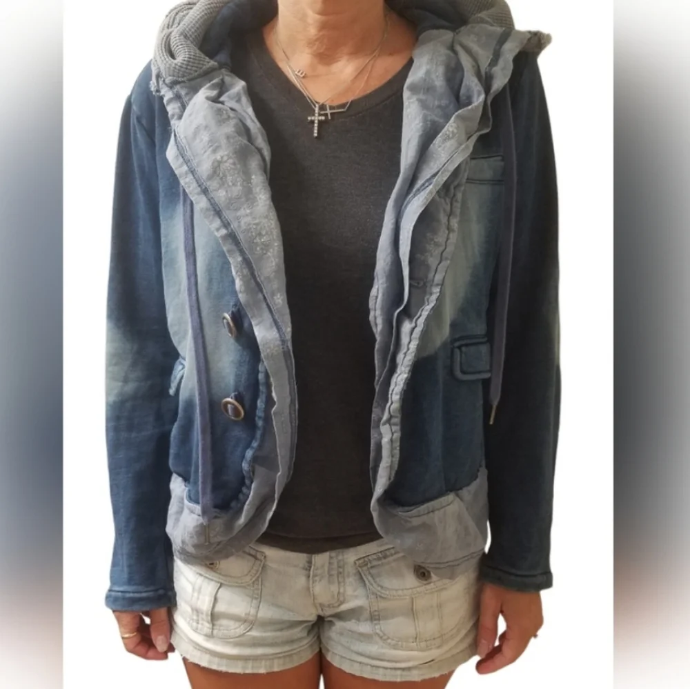 RARE! We the Free / Free People distressed soft jean denim cotton hooded blaze… - Picture 3 of 10